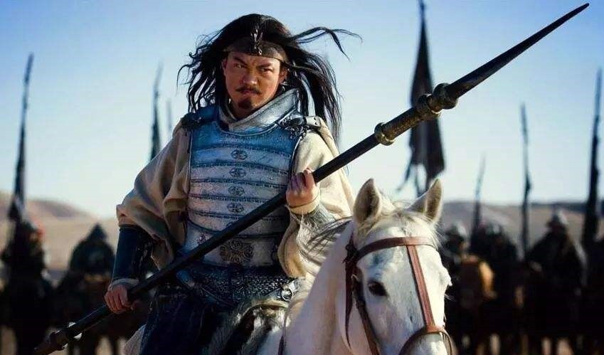 待见|马超在蜀汉为何不受待见得罪了两个人，犯了三大错，自此被冷落