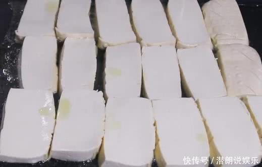 摆摊|5块钱1份街头热门小吃铁板豆腐,配方做法告诉你,学会可以摆摊了