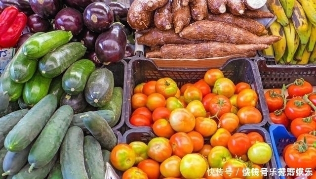 今年三伏40天,高温出汗多,常给家人吃这4道菜,消暑气,营养高