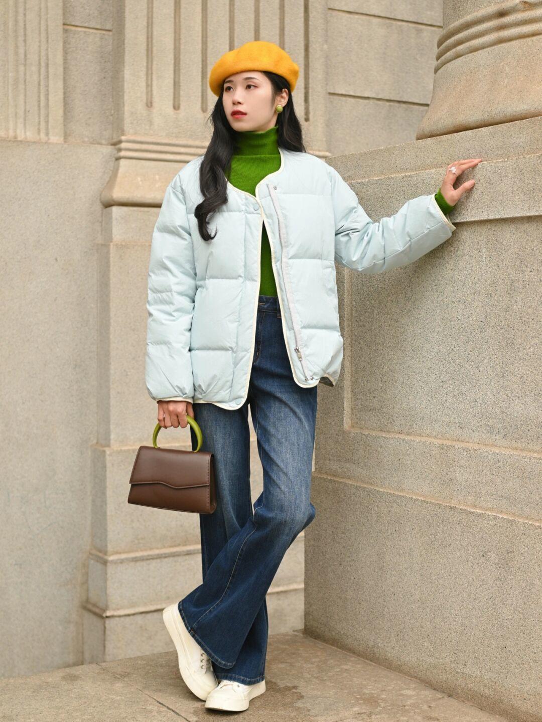 白色 冬天穿羽绒服也不要乱搭,试试这些搭配方式,时髦精致又有个性
