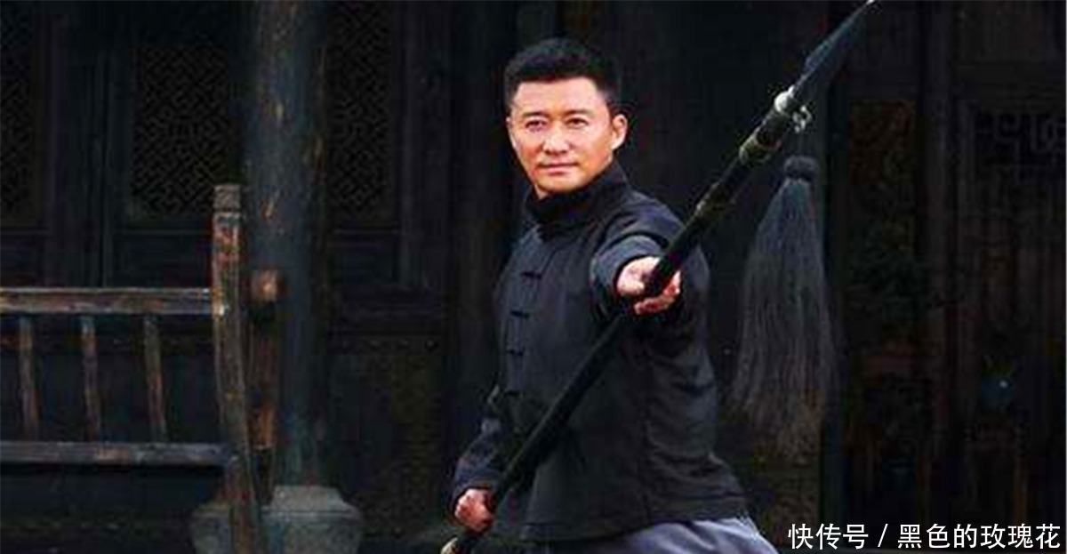 武林中人参加武举,刚拿出刀开始舞动,光绪好!你当状元!