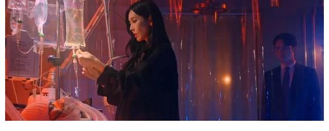 周丹泰|《顶楼》这三个反转看的太爽，但有一个真遗憾