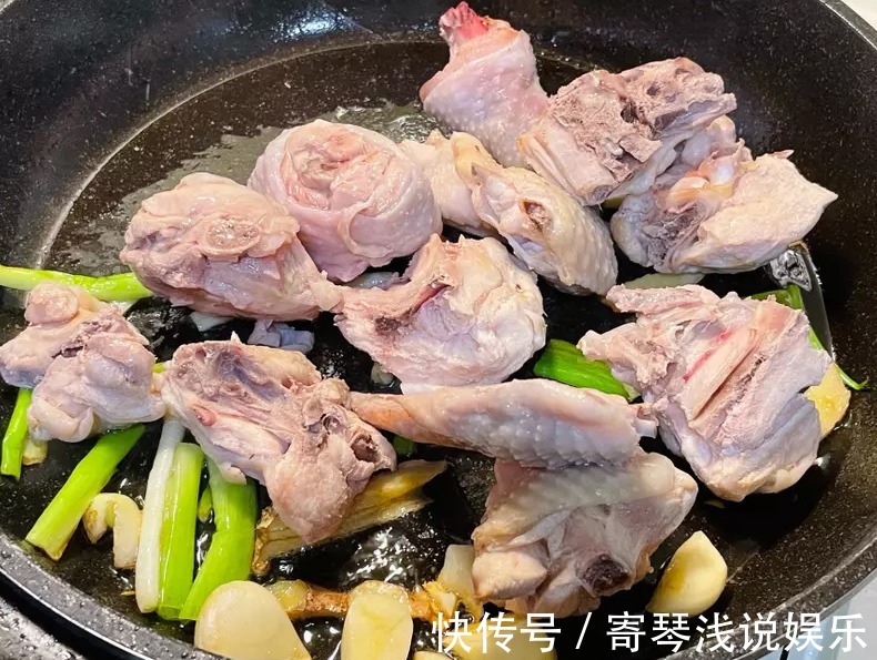 美味佳肴|天气热没胃口?大叔教你豆腐乳焖鸡,甘甜爽口,超乎你的想象~