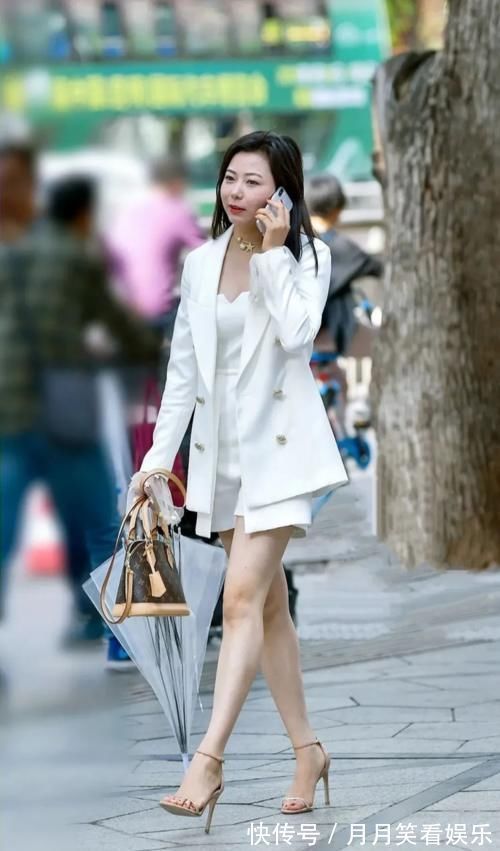 气质|女士的休闲小西装,展现出父亲喜欢的那种高贵的气质,我也很爱