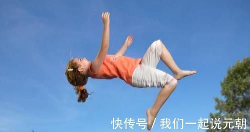 杨紫璇|女孩年仅七岁八块腹肌,半小时学会后空翻,目标清晰的人失败太难