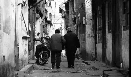 子女|把房产证登记在“子女名下”不少父母已经后悔了,看完请三思