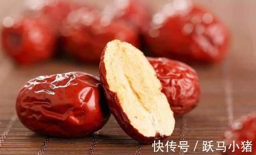 女人|子宫干净人年轻，多吃5种食物，清理子宫垃圾，远离妇科病