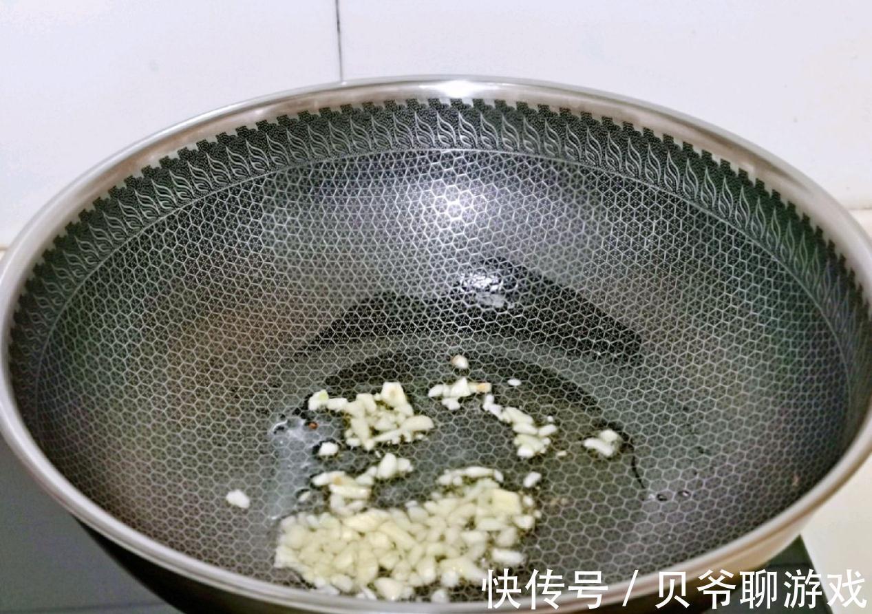 腐竹的家常做法,青椒炒腐竹,5分钟做好一道菜