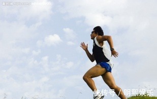 剧烈运动|高血压的人,牢记“1不做,2不吃”,血压不再高,身体健康长寿