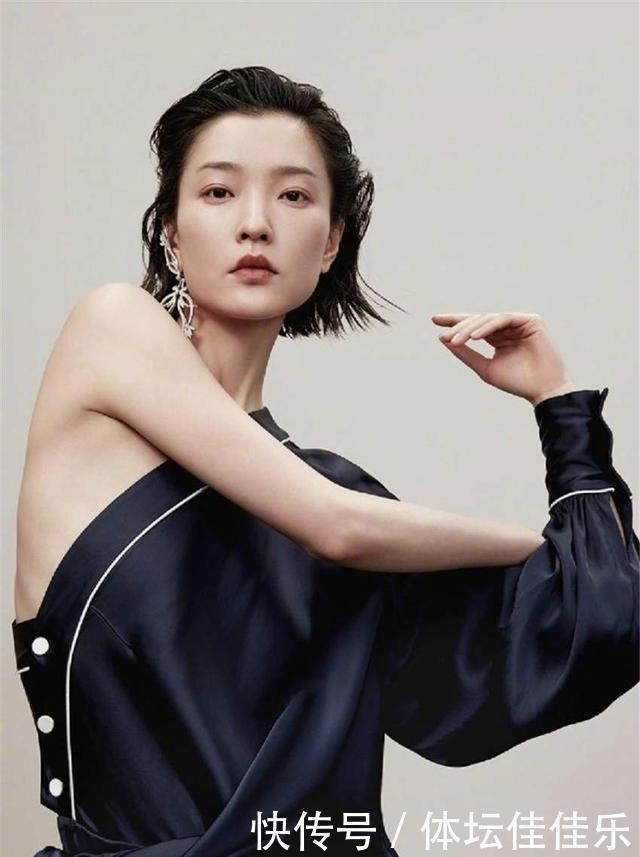 女人脸型分5种，鹅蛋脸是完美脸，圆脸很可爱，大饼脸影响颜值