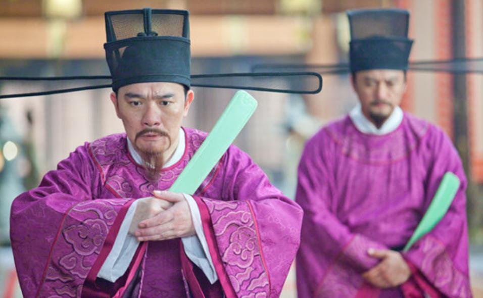 千古绝唱$赵匡胤随口作两句诗无人能续,四百年后一位伟人对出,成千古名句