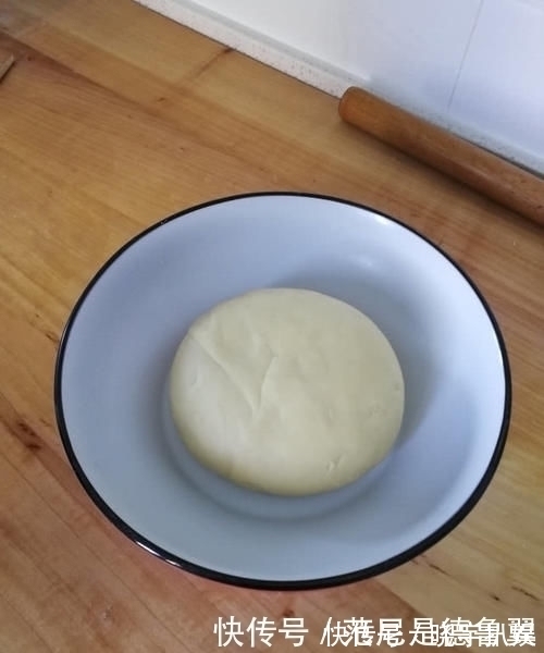 椰蓉酱|面粉这样做,只要一个蒸锅,比馒头松软香甜,吃一次就会喜欢上它