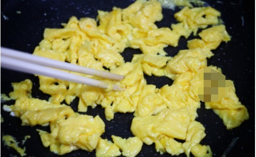 这才是西红柿炒鸡蛋的正确做法,既传统又经典,味道是真好