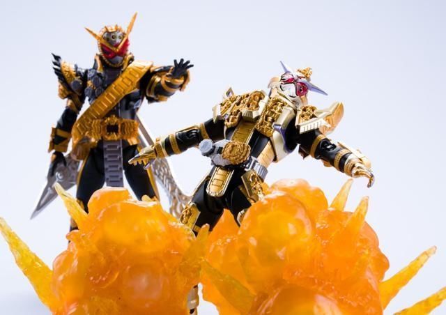 大腿部|假面骑士崇皇时王SHF手办实物 完美还原被踢到吃瘪的世界名画