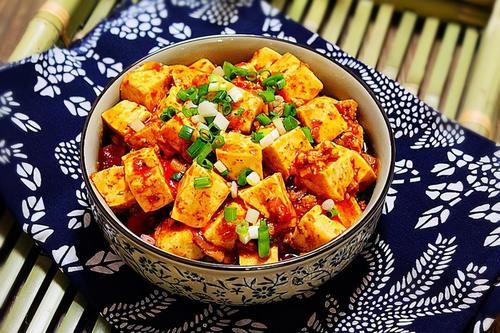 外国人|中国菜名在外国叫什么,小笼包,油条可以理解,臭豆腐太敷衍了