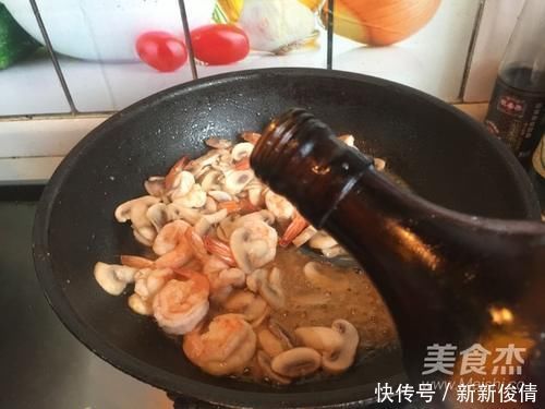 中薪|老中医不会告诉你，女人要常吃这碱性食物，皮肤白嫩，头发也乌黑