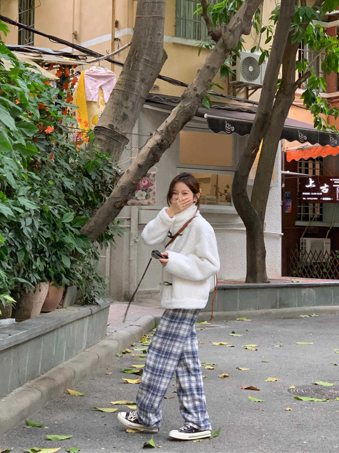 冬天 比大衣暖和,比羽绒服时尚,冬天的羊羔毛外套比想象更漂亮