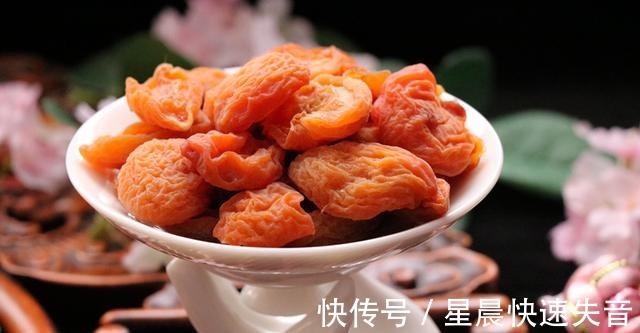 自制|菜市场遇见它别手软，买来不煮汤不熬酱，煮好后再晒一晒，真解馋！