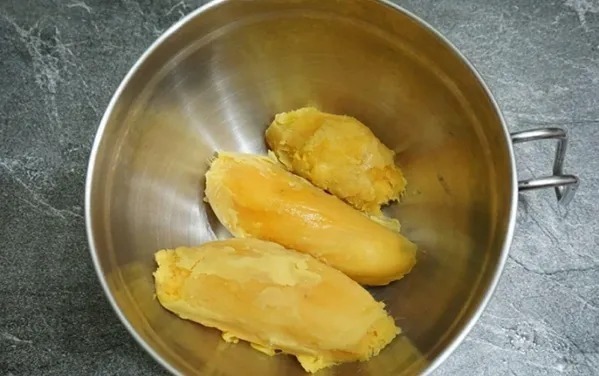 鲫鲤鱼到底爱吃啥？赶快试试这3种特效饵，每次用完都嫌少