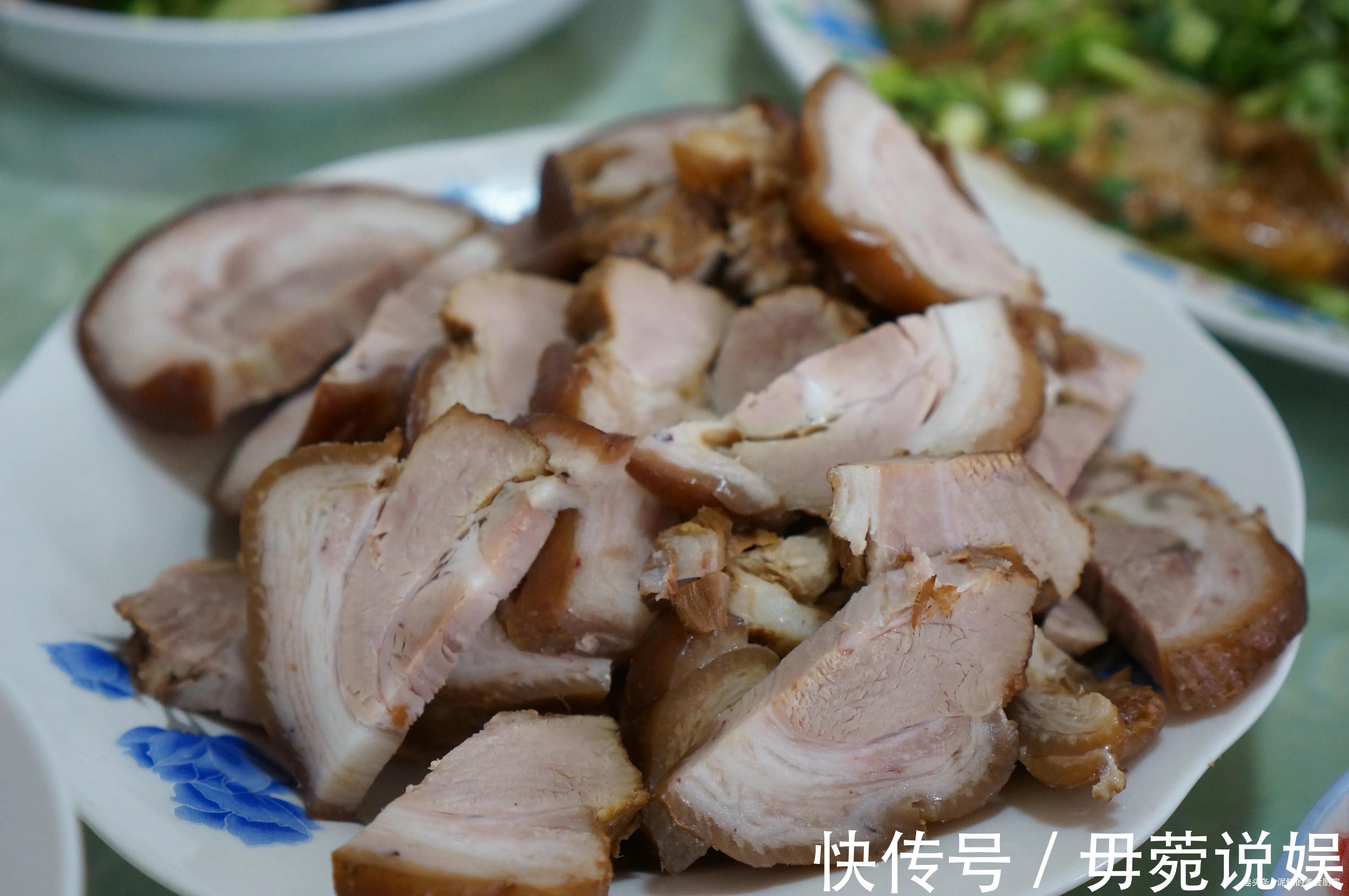 家宴|晒晒妈妈家的家宴，16道菜，荤素搭配太丰盛，网友不胖才怪