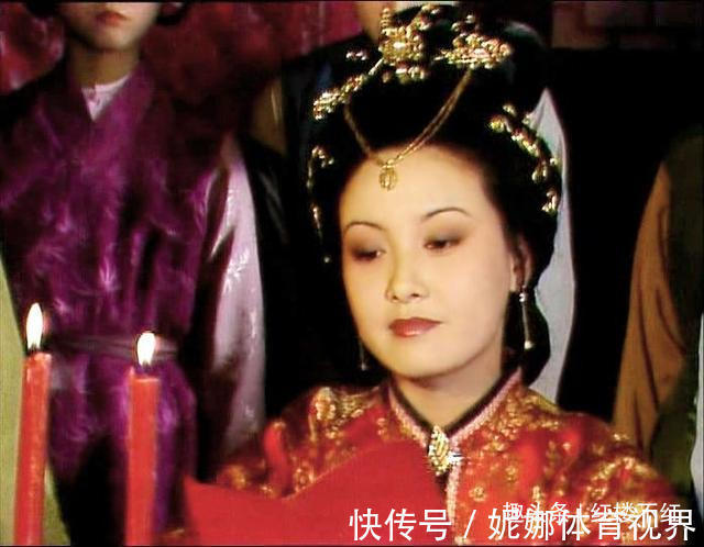 凤姐！薛宝钗才是凤姐的亲表妹，为何王熙凤喜欢黛玉，胜过宝钗？