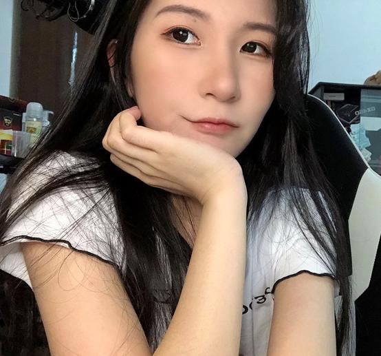 台服|使命召唤手游出现女枪神？内测击杀榜排第一，颜值更吸粉