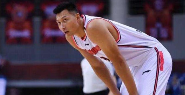 阿联|3胜0负!广东新援真香,21加13加8爆发,易建联22加12打爆哈达迪
