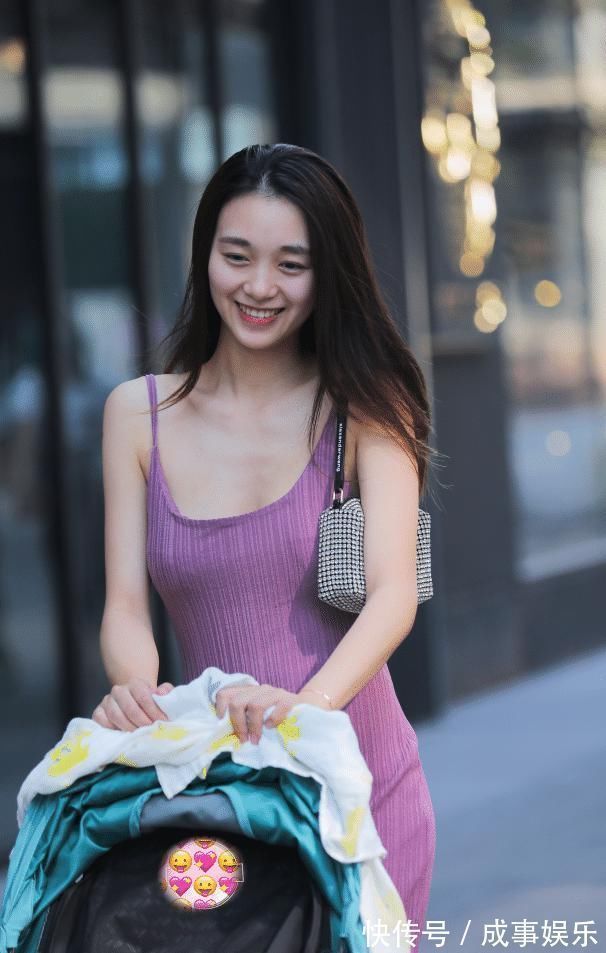 穿搭 气死老公穿搭系列,美女穿着“睡裙”就出门了