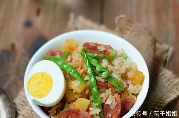 3道电饭煲版懒人焖饭，饭菜一锅出，满嘴喷香，美味省心~！