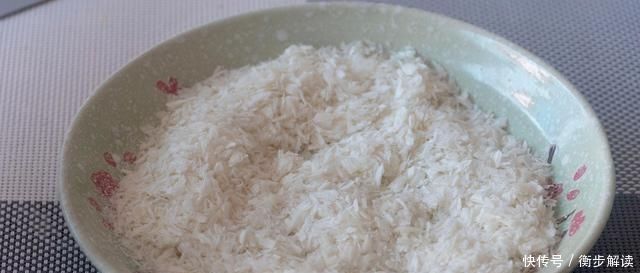 发面|喜欢吃糯米粉的快收藏,不发面不烫面,5斤糯米粉不够吃,真过瘾