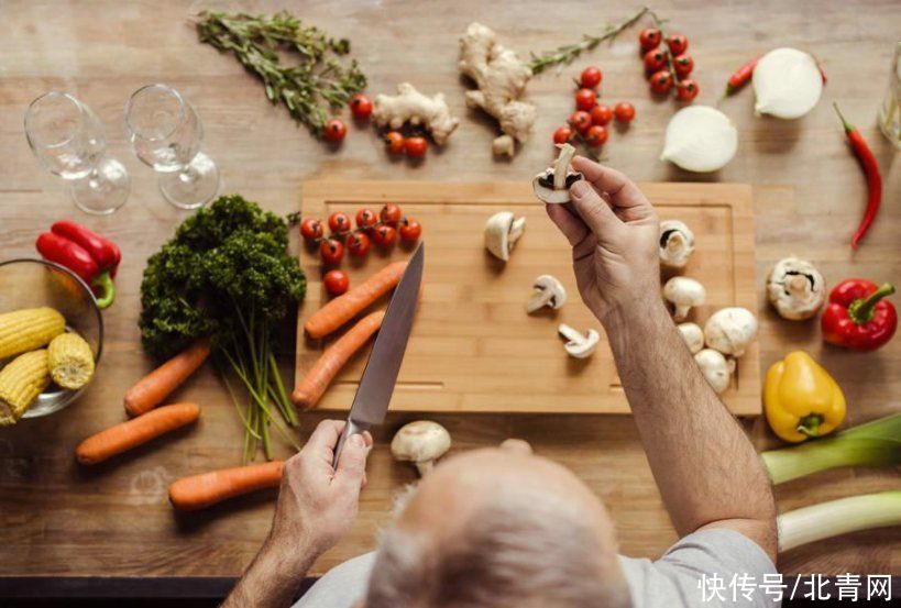 老人“清淡飲食”過度 小心營養不良