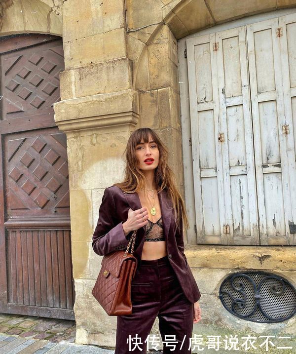 法国博主的穿搭好惊艳，高级又性感，“配色”时髦太适合春季了