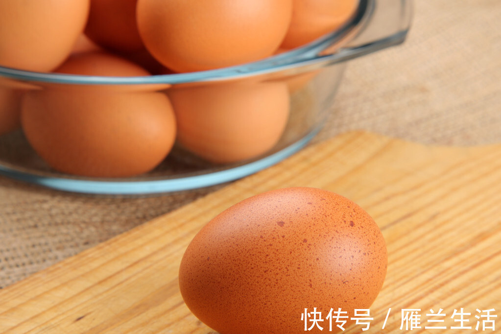 鸡蛋|为何你蒸的鸡蛋羹总不成型老师傅教你2个技巧,口感嫩滑无蜂窝