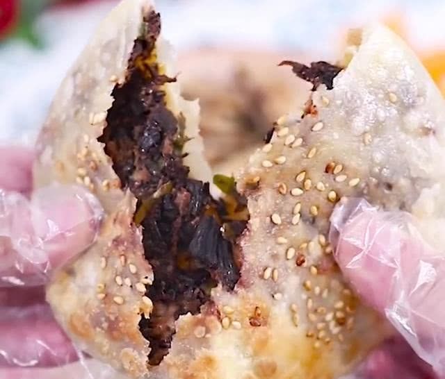 梅菜|念念不忘的拿手梅菜干肉饼子,做法教给你,就看你学不学了