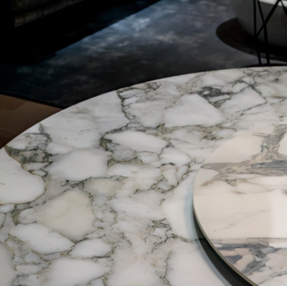 材质|2021大理石餐桌年终盘点,这5款过于火爆