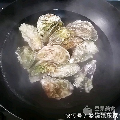 香香的鸡蛋炒牡蛎