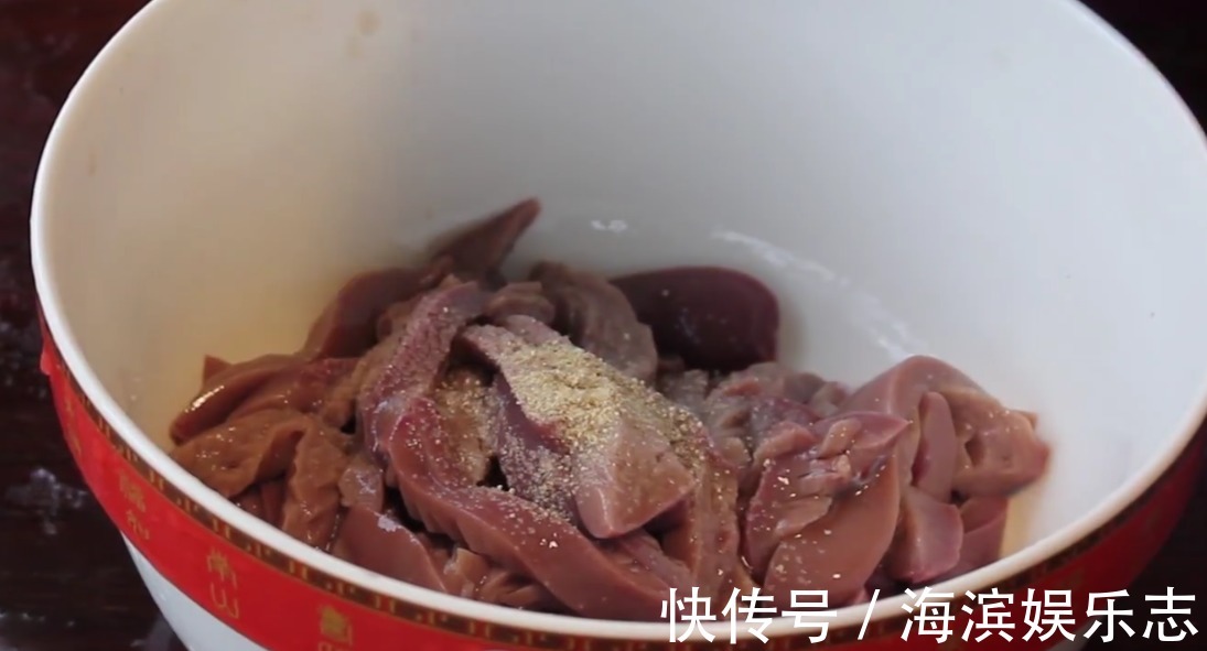 韭菜|腰花最好吃的做法，大把藤椒大把辣椒，美味过瘾又大补