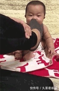 |搞笑GIF:妹子身材这么好,还坚持去健身,我也要坚持去