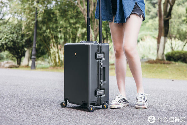 power|开学季来临前,来场说走就走的旅行,地平线8号 POWER登机箱