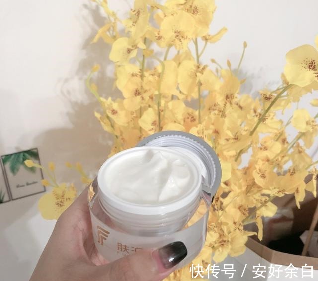 精华液 美白淡斑护肤品哪款好进来看淡斑精华液排行榜10强!