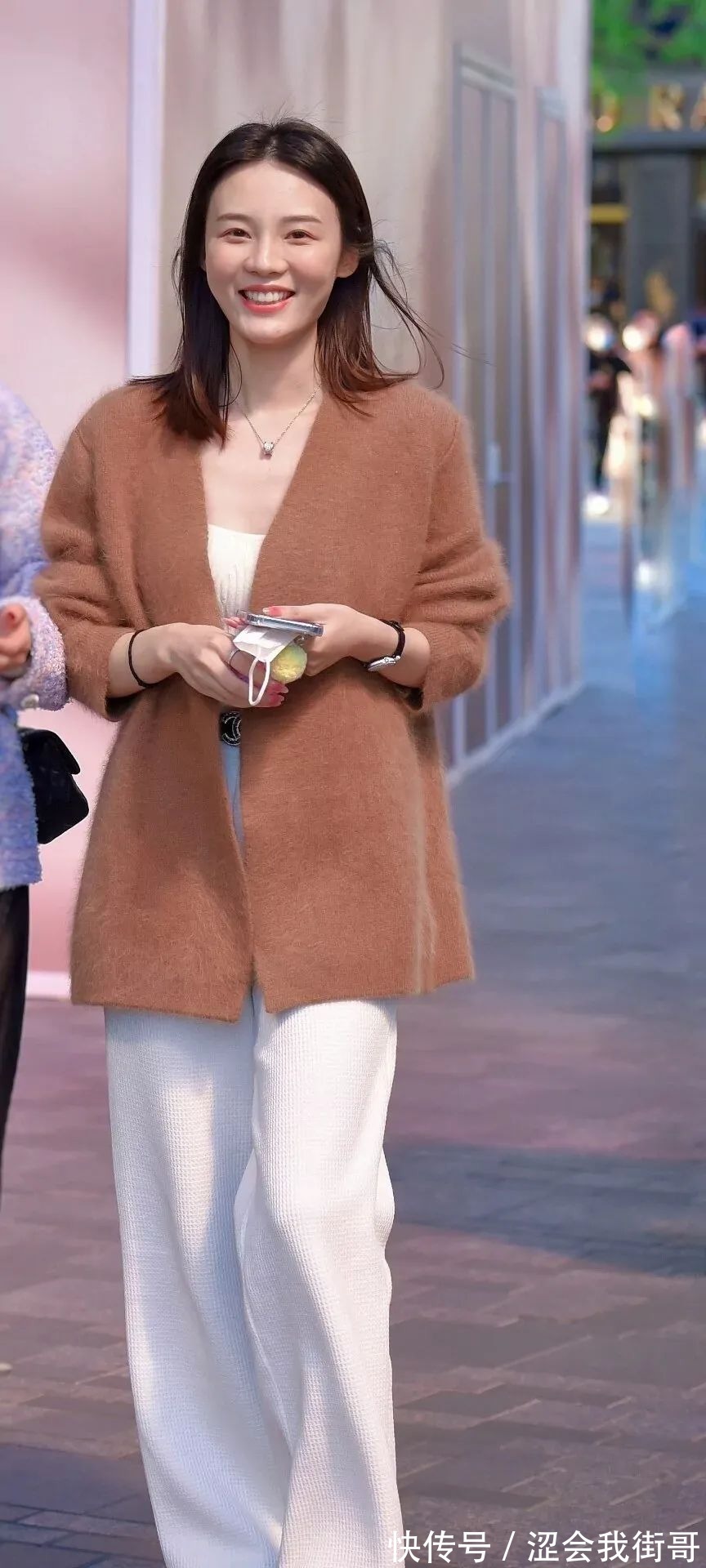 羊毛衫 穿羊毛衫的时尚女生