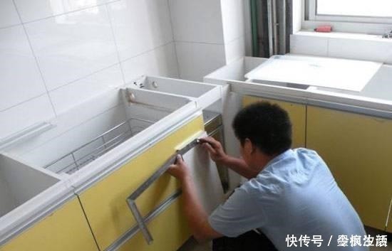 橱柜|厨房橱柜万万要这样安装，住久就知有多实用，懊悔现在才察觉！