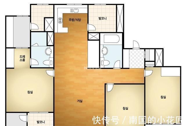 亲子|一家4口的幸福生活:83㎡全屋奶油色,客厅当亲子区都为孩子考虑