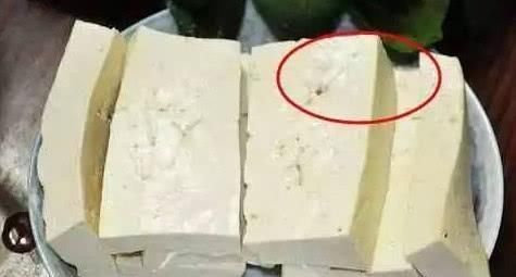 买豆腐时,2种豆腐不要买,商贩透露:自己都不吃!
