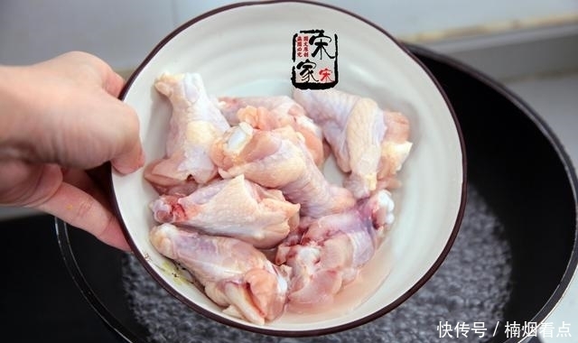 春天最该吃的1道菜,炖一炖就熟,好吃不上火,又鲜又解馋!