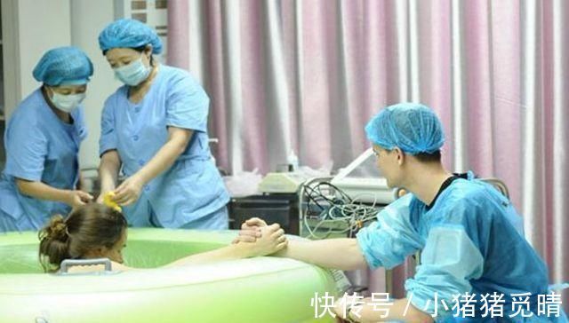 水中分娩|水中分娩到底好不好过来人说了实话,和我们想的不一样