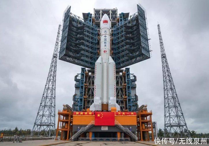 火星探测器 五星红旗向火星问好!天问一号成功着陆,总师激动落泪