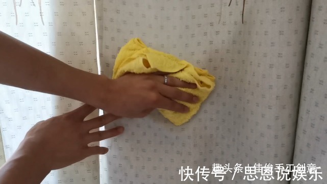 妙招|家里的窗帘拆下来洗太麻烦教你一招不用拆，也能轻轻松松洗干净
