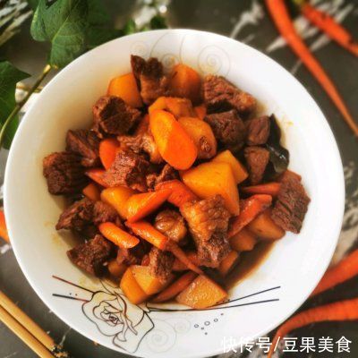 减脂|营养和美味，都在这道#一周减脂不重样#红焖牛腩里