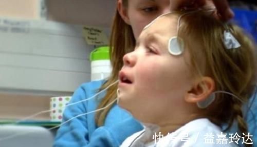 调节期|3岁女童从小失眠,几乎不睡觉,医生束手无策,最后用一招解决